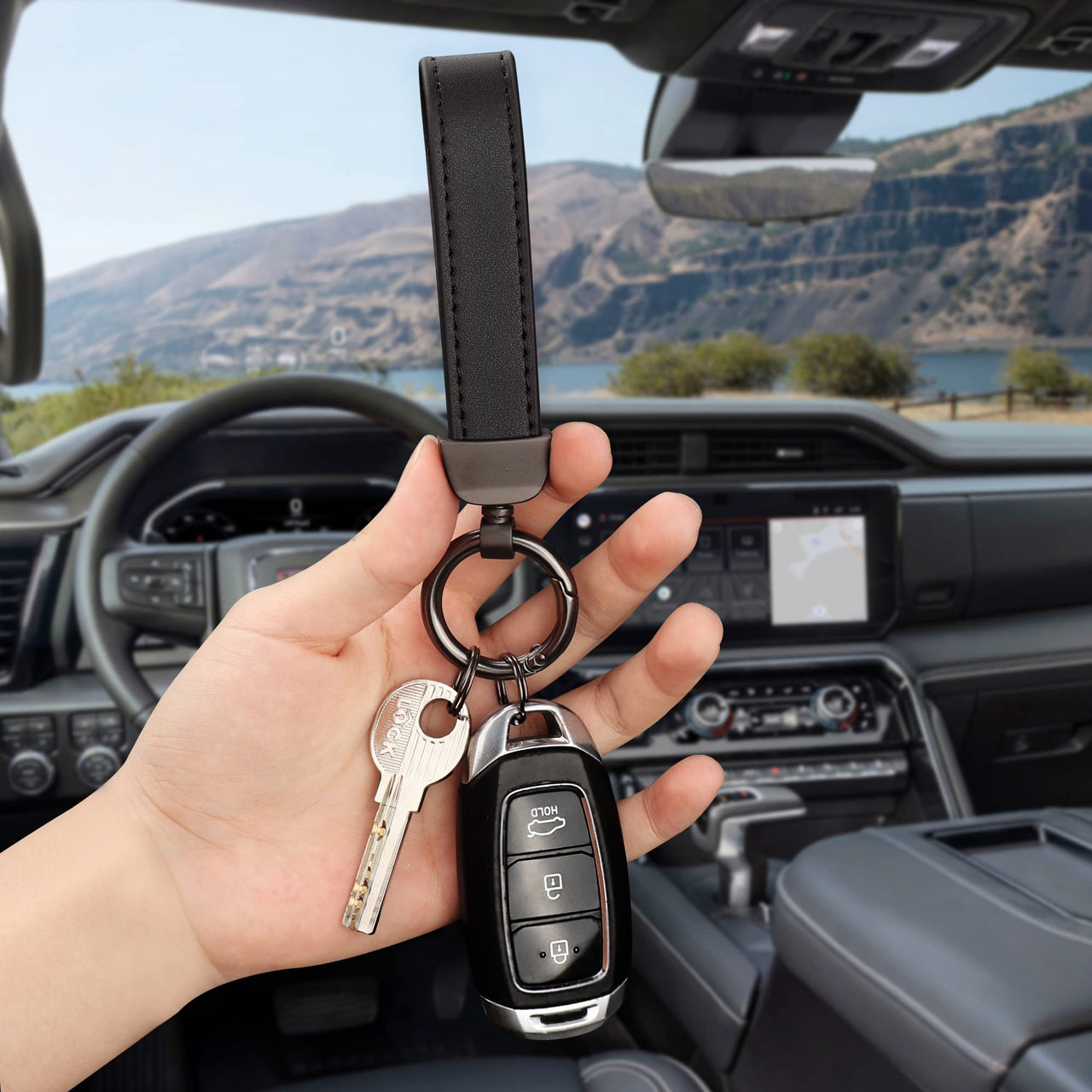 Turcee car keychain Car Accessory Key Ring
